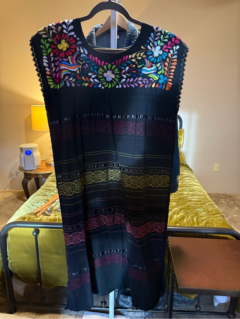 Hand-Embroidered Black Floral Mexican-Style Dress sz L